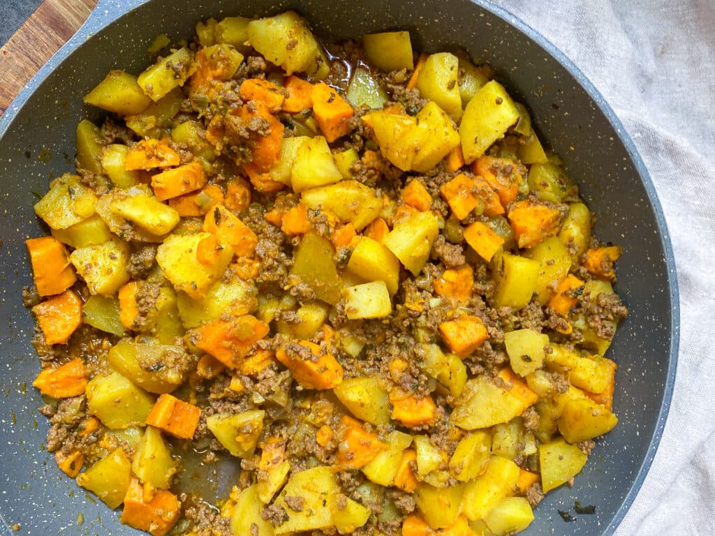 Ofengemüse mit Feta - so einfach und lecker - Lieblingsbissen
